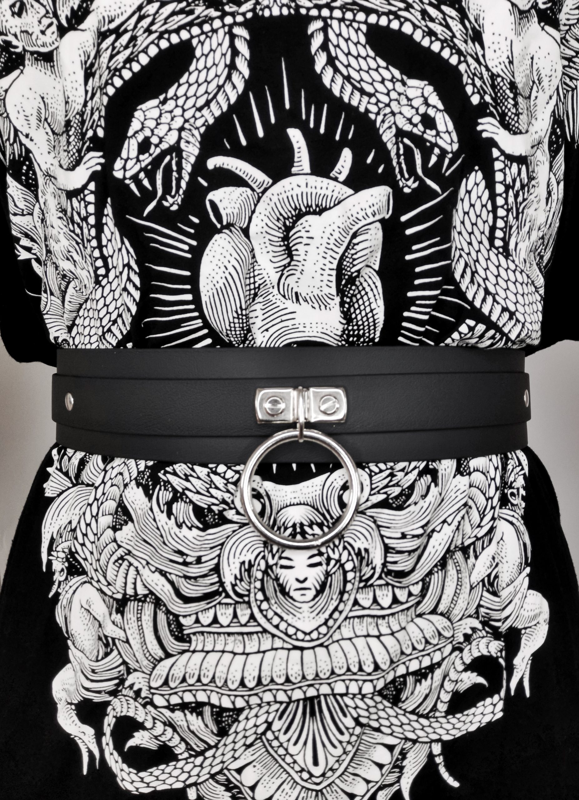 Sacred Sins Taillengürtel mit O-Ring