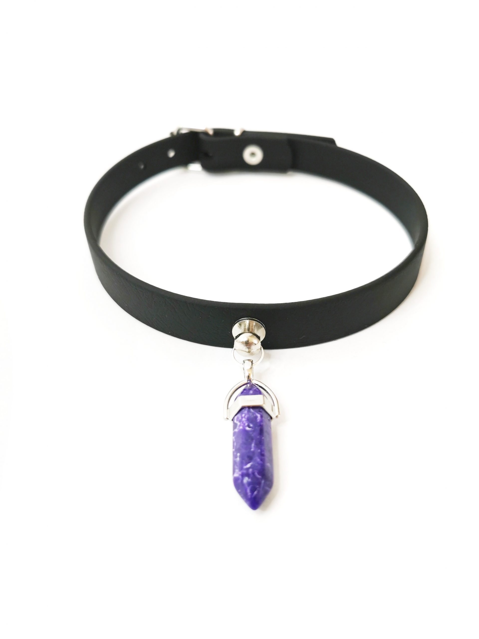 Sacred Sins Choker mit lila Crystal Anhänger