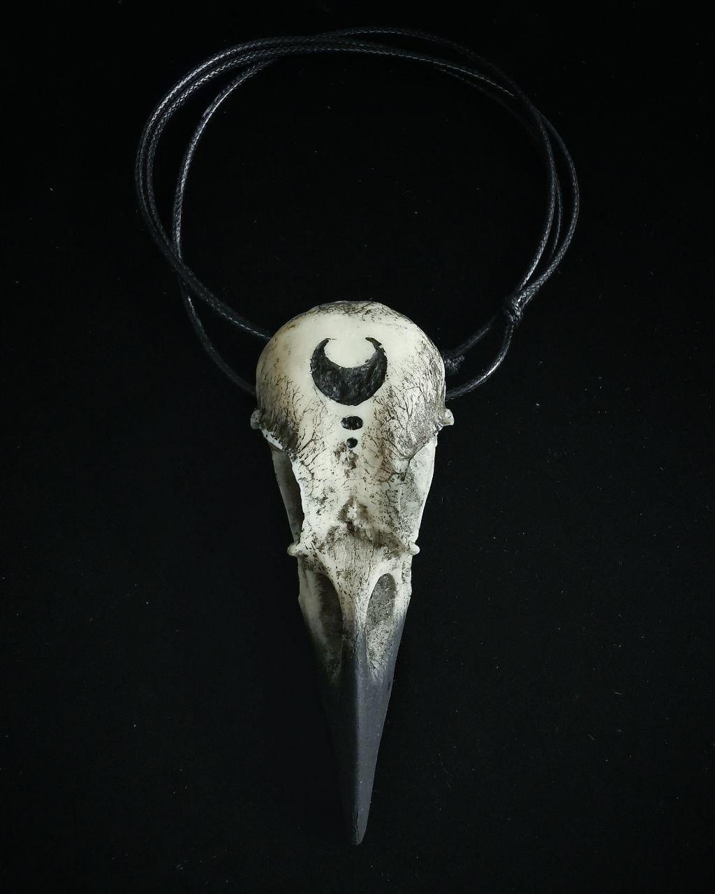 Mystery Creation Kette großer Rabenschädel Mond