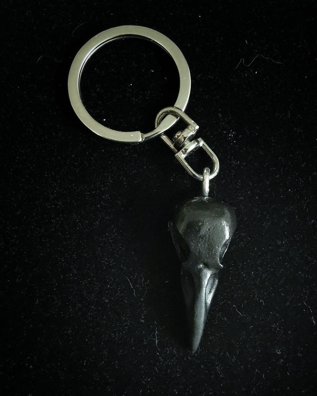 Mystery Creation Schlüsselanhänger Rabenschädel schwarz – Bild 2