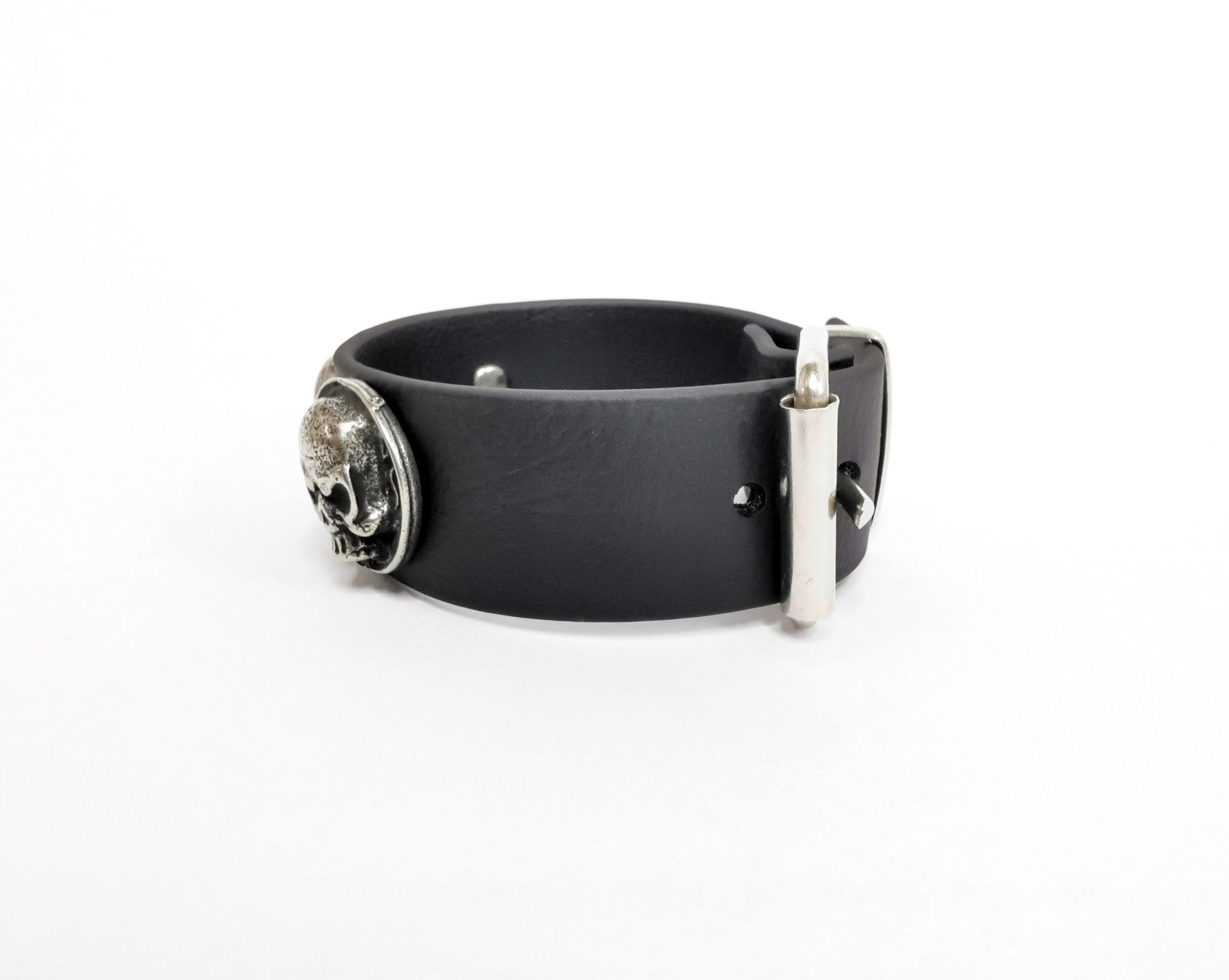 Sacred Sins Armband mit Totenköpfen – Bild 2