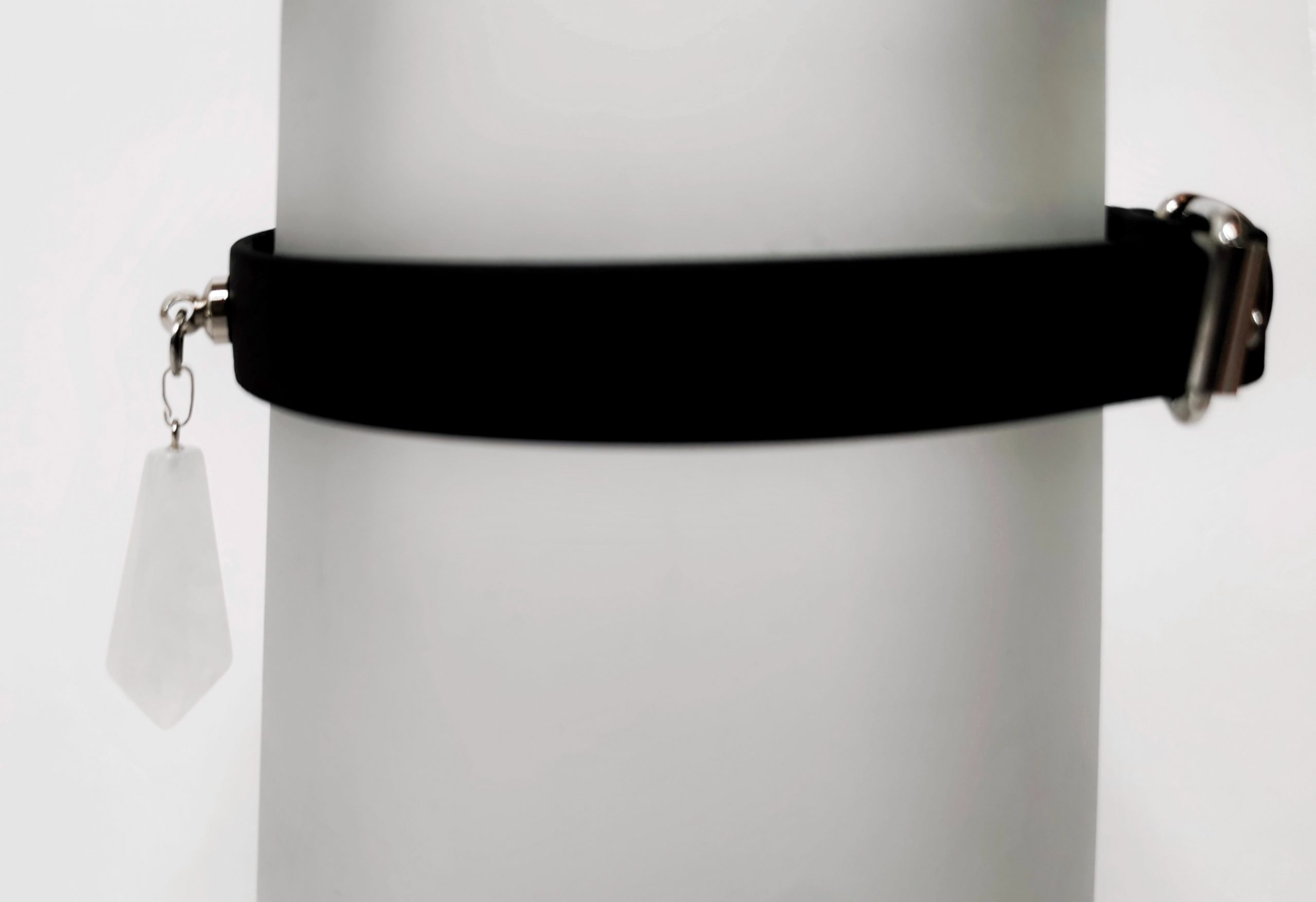 Sacred Sins Choker mit Bergkristall – Bild 2