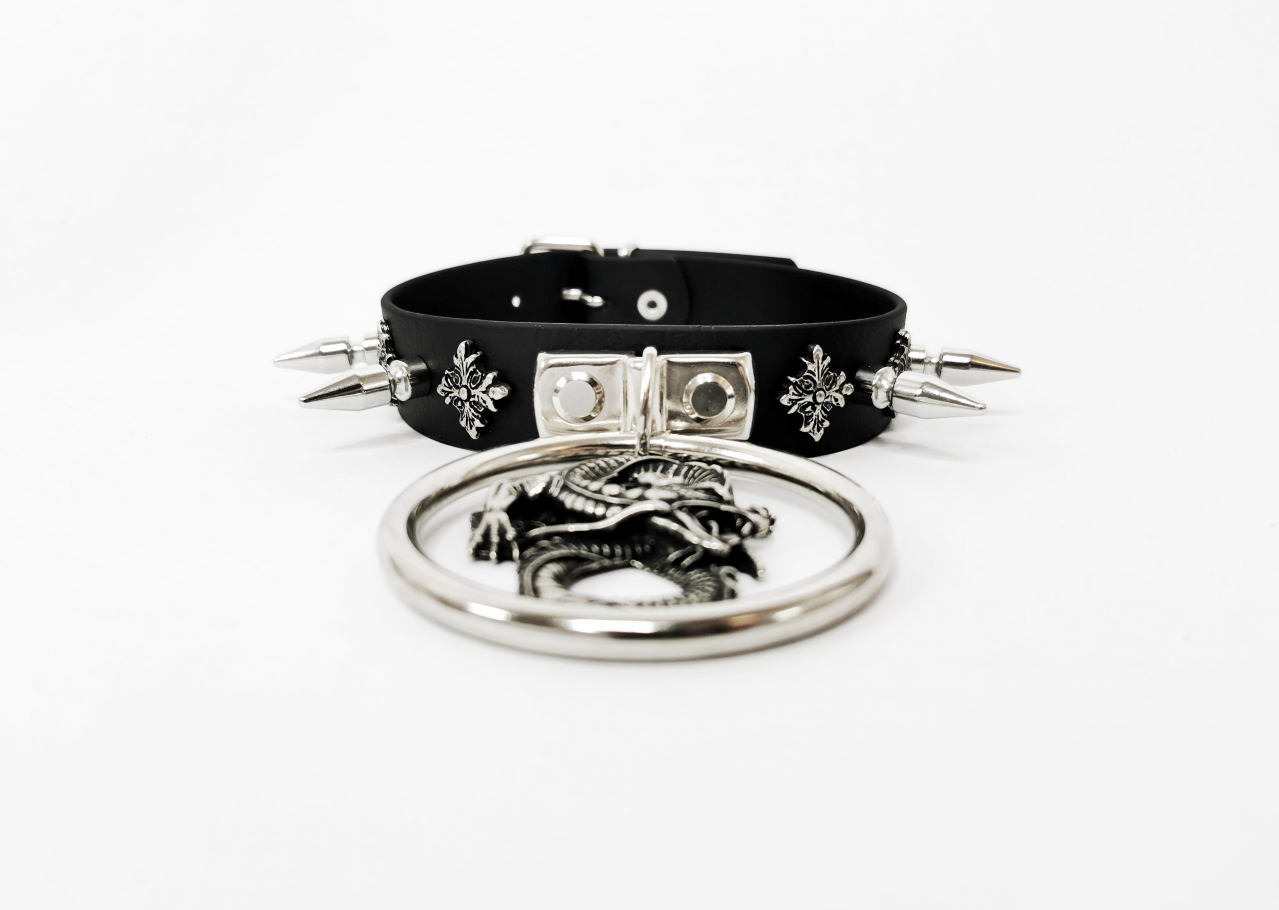 Sacred Sins Choker mit Drachenanhänger