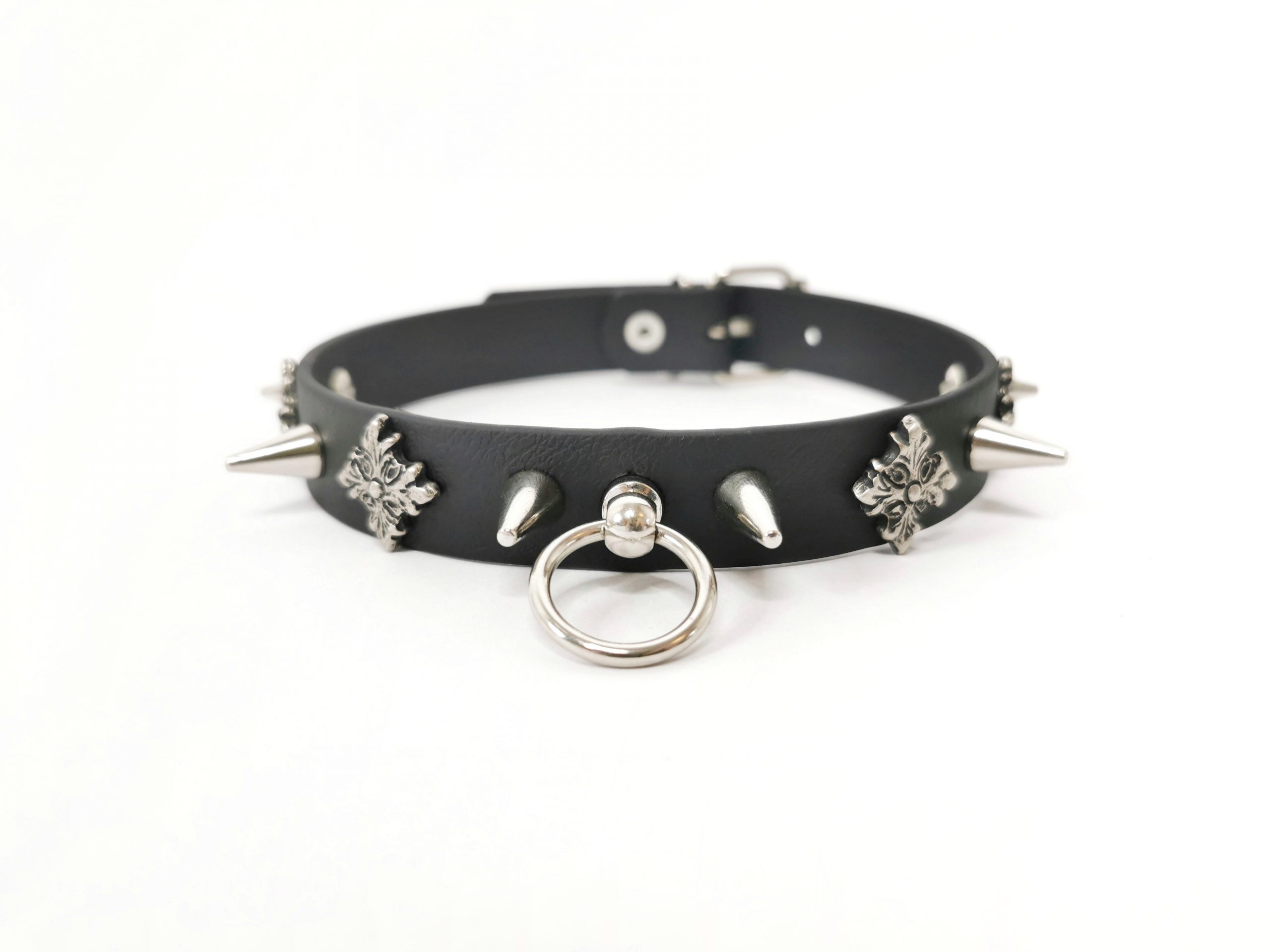 Sacred Sins Choker mit Ziernieten, Nieten und O-Ring
