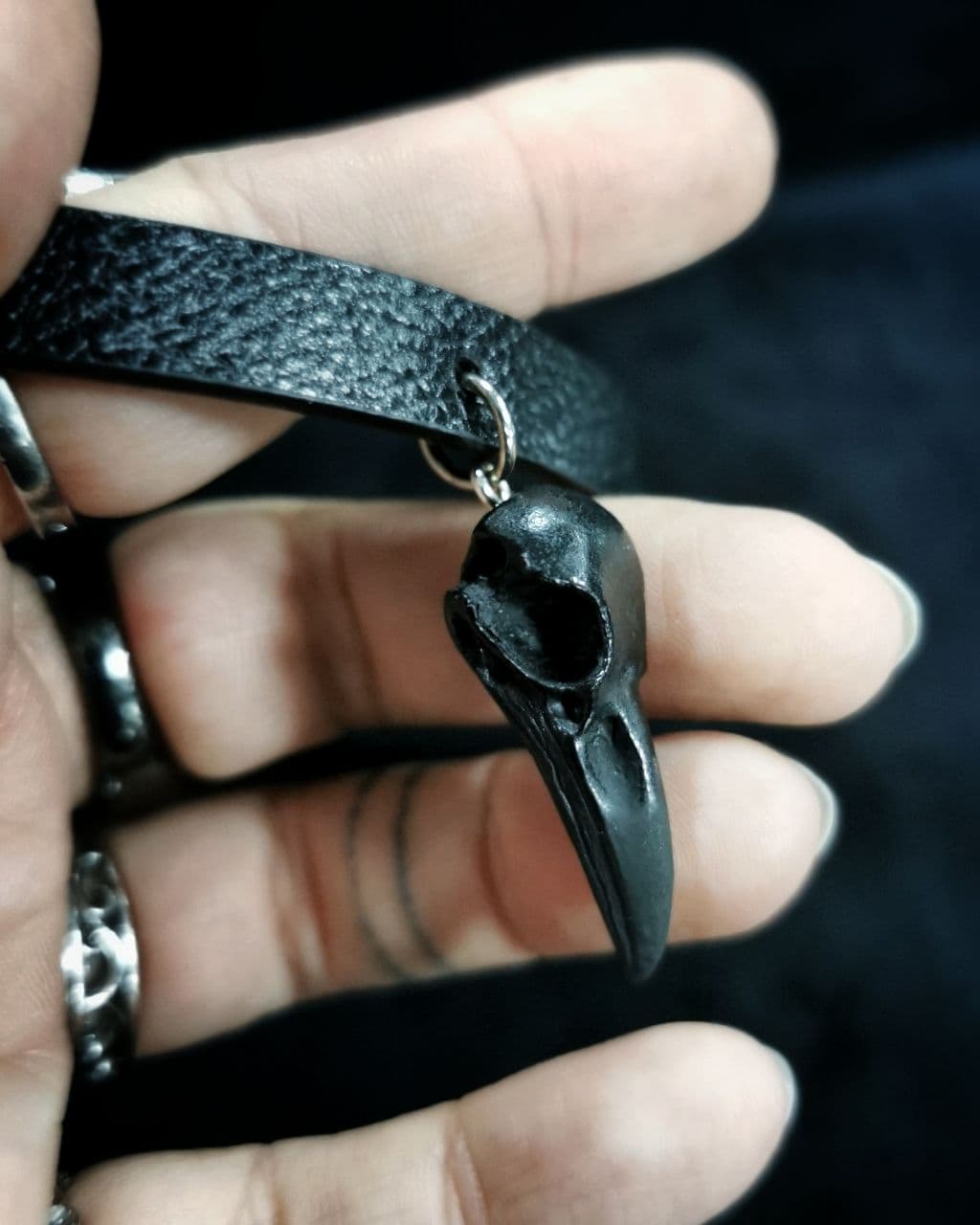 Mystery Creation Choker Rabenschädel schwarz – Bild 2