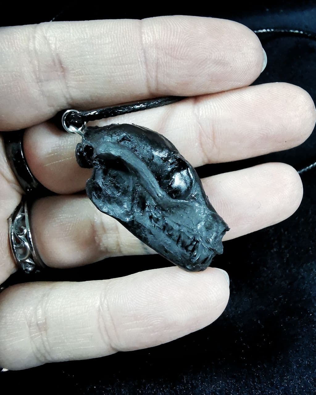 Mystery Creation Kette Fledermausschädel schwarz – Bild 2