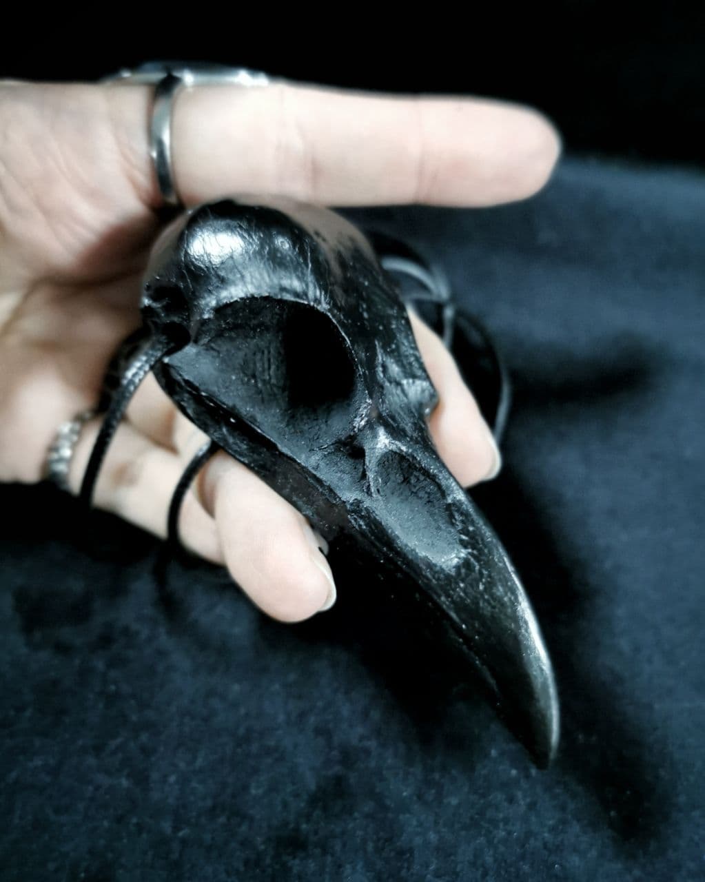 Mystery Creation Kette großer Rabenschädel schwarz – Bild 3