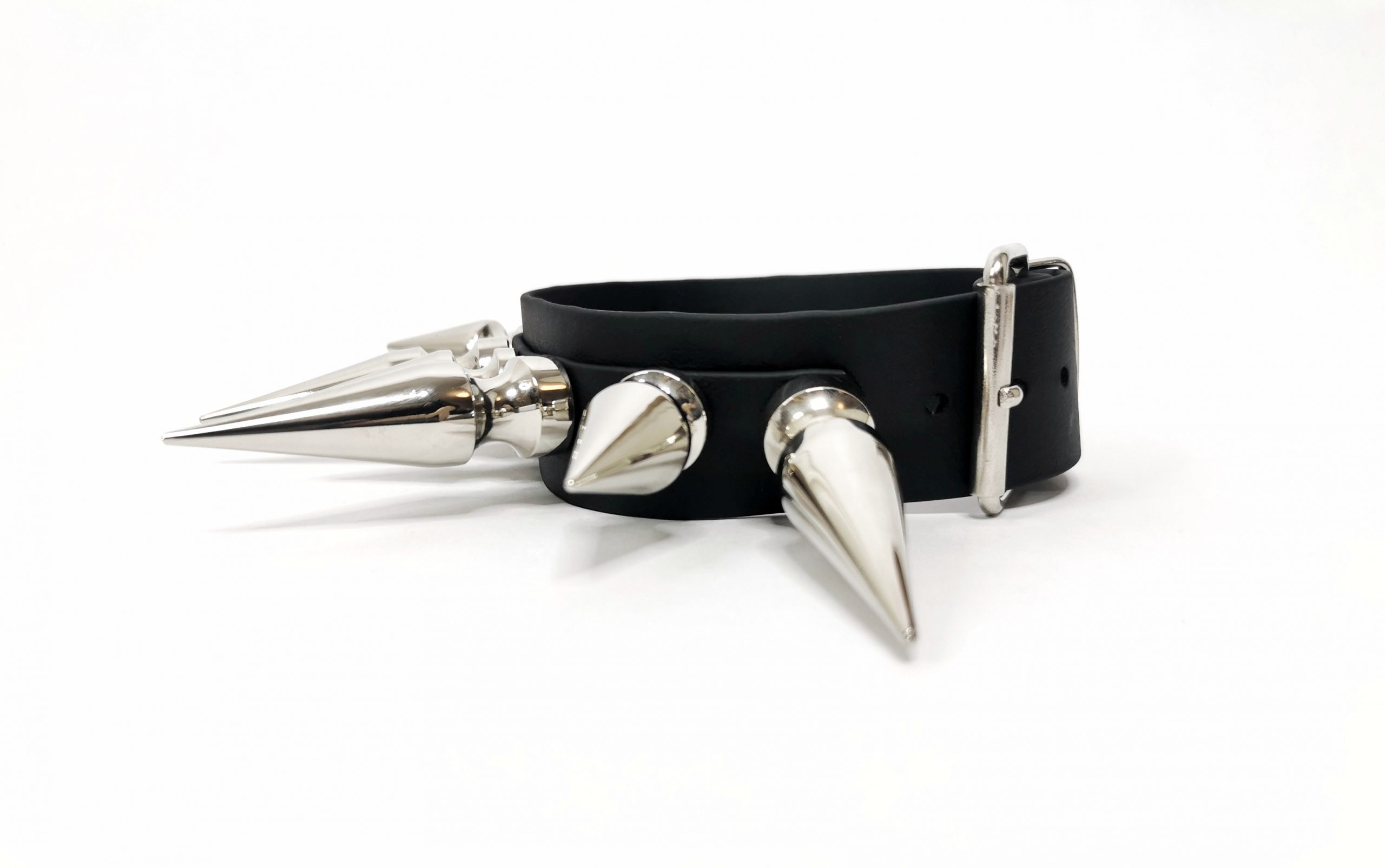 Sacred Sins Choker mit chunky Nieten – Bild 4