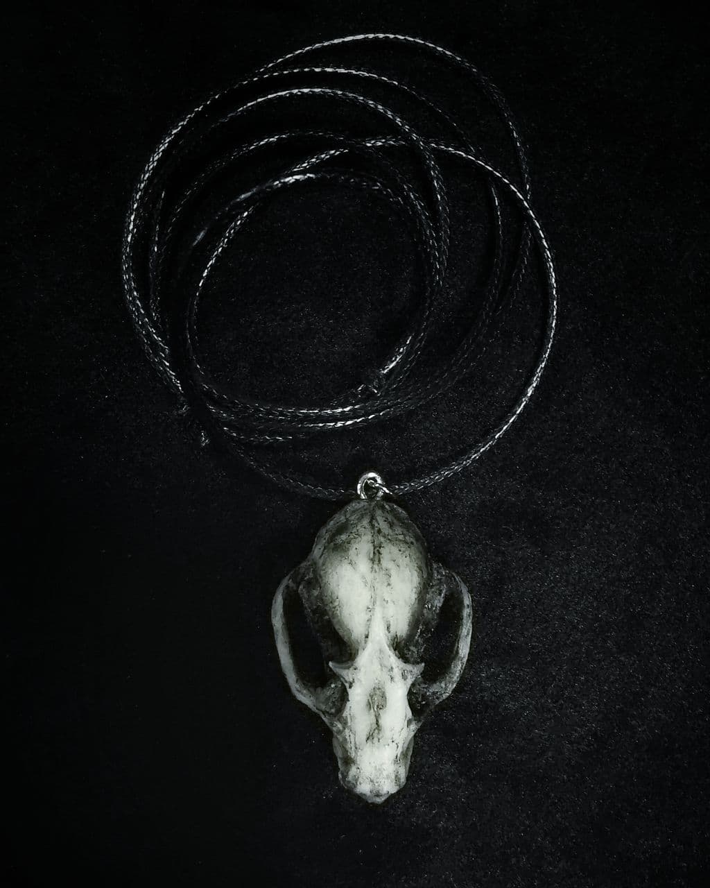 Mystery Creation Kette Fledermausschädel weiß