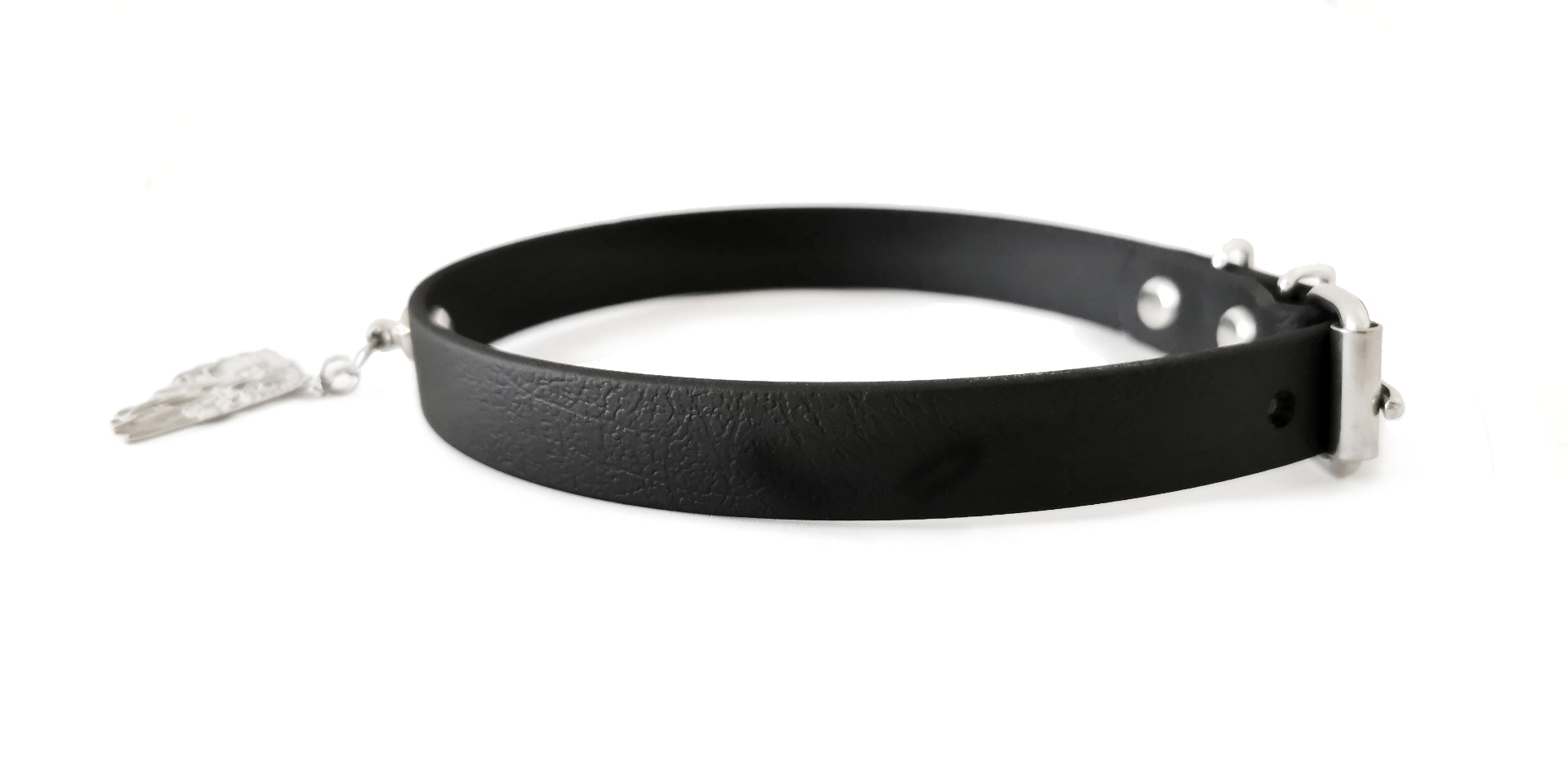 Sacred Sins Choker mit Motte als Anhänger – Bild 2