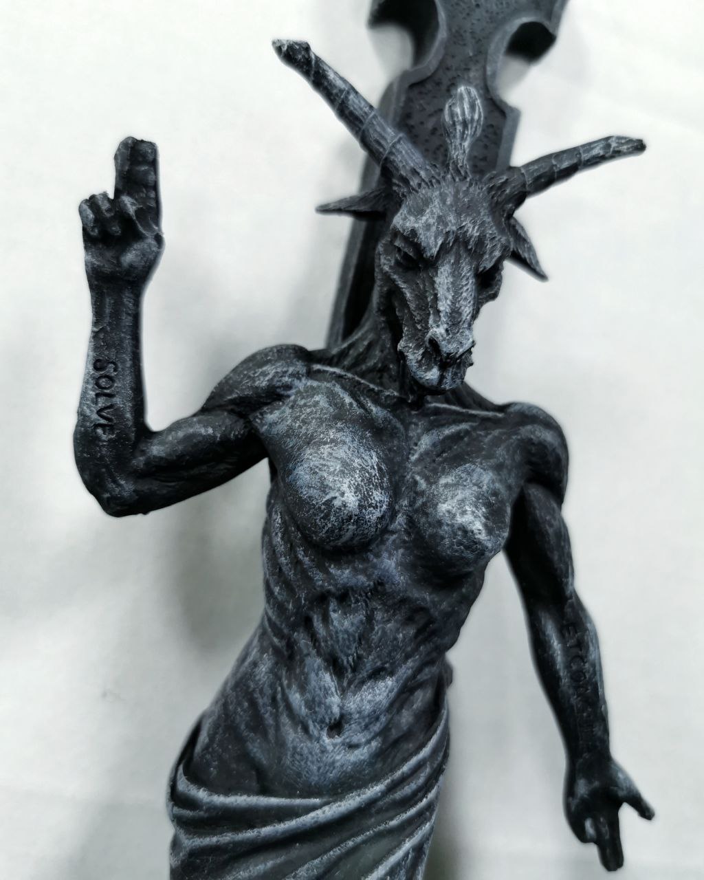 Baphomet am Petruskreuz – Bild 3