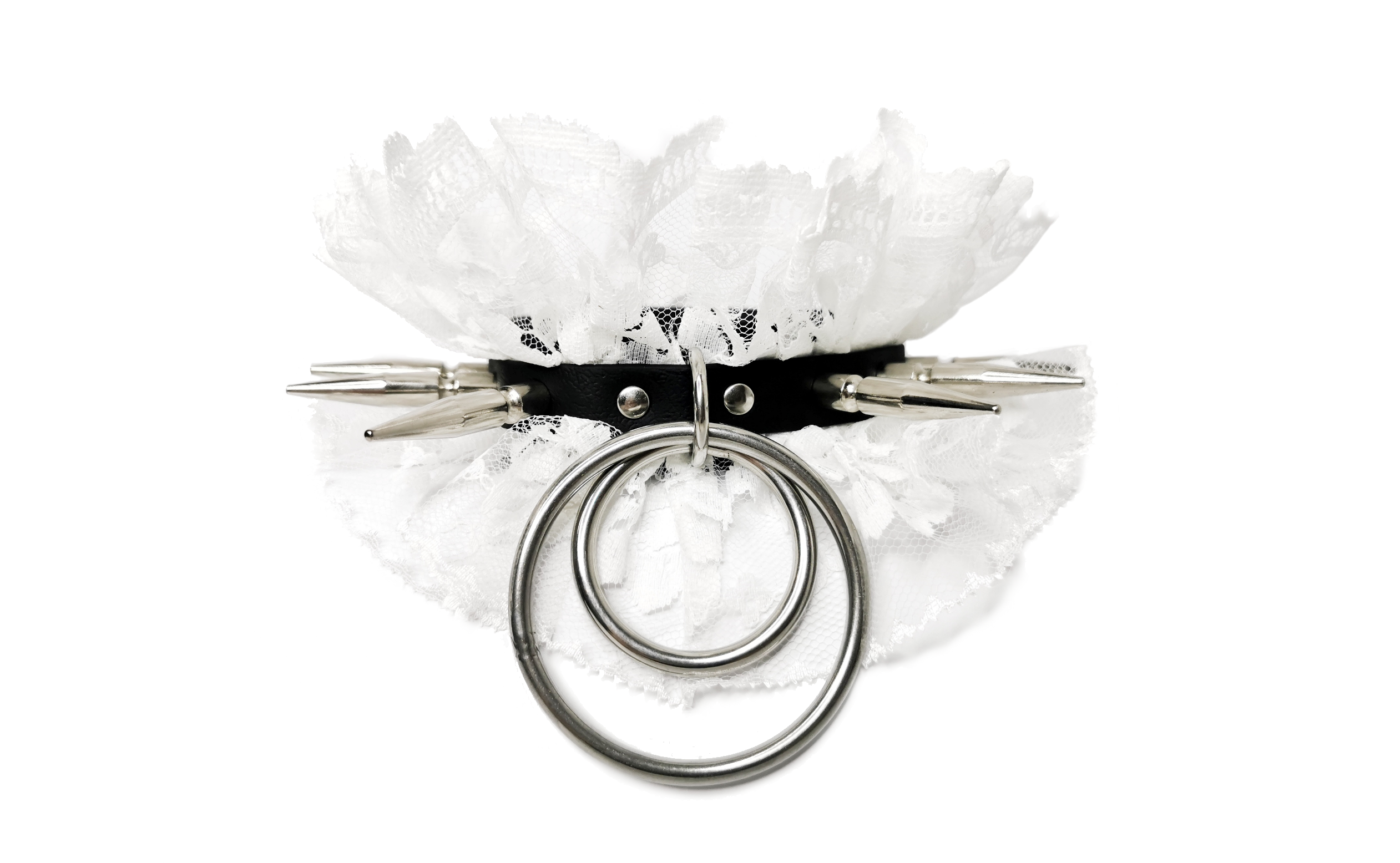 Sacred Sins Choker mit weißer Spitze und langen Spikes