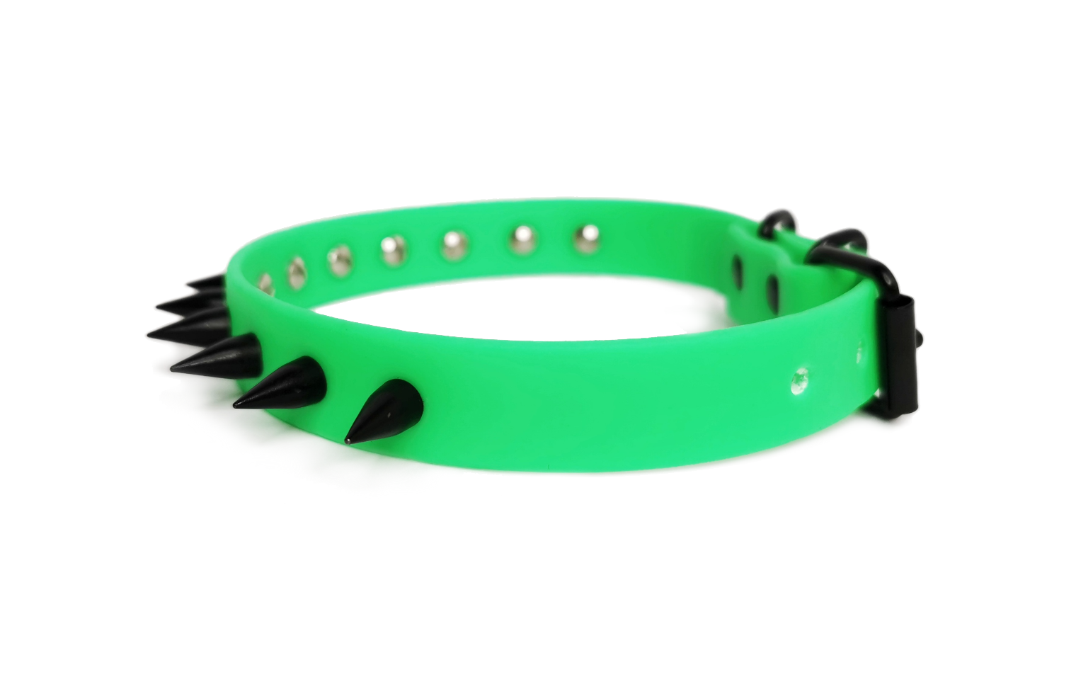 Sacred Sins Neongrüner Choker mit schwarzen Nieten – Bild 2