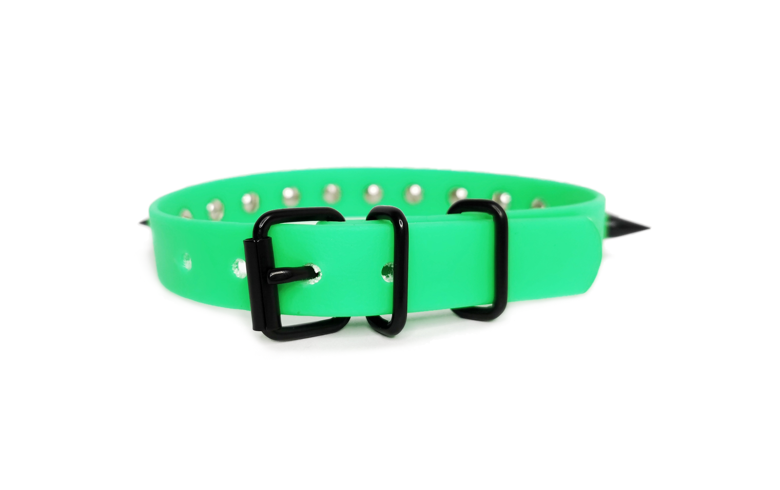 Sacred Sins Neongrüner Choker mit schwarzen Nieten – Bild 3