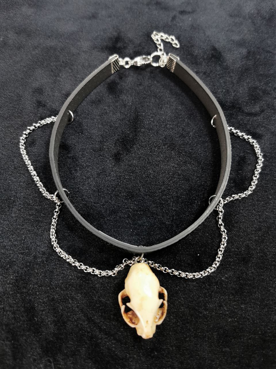 Mystery Creation Choker Katzenschädel natur mit Ketten