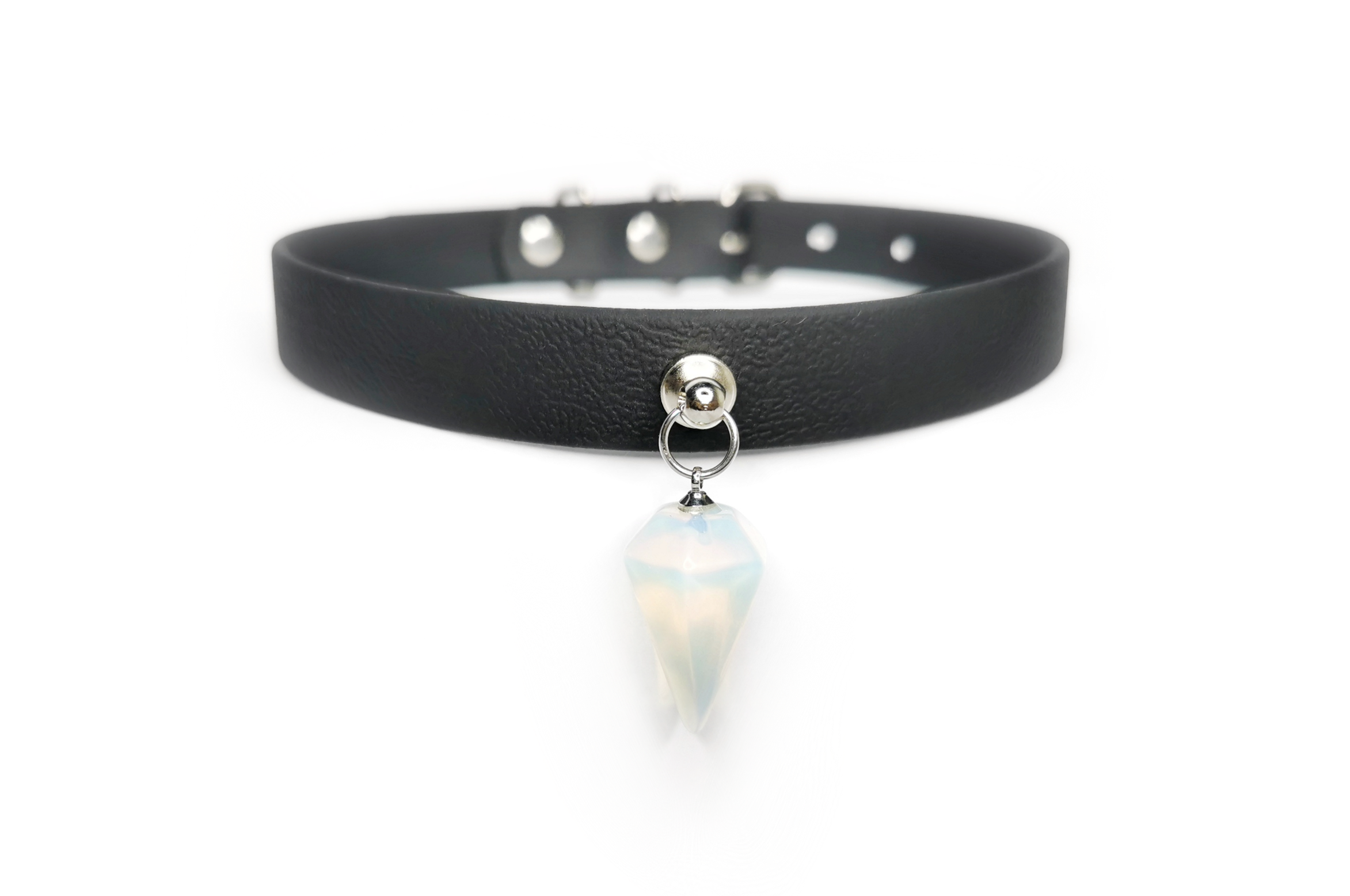 Sacred Sins Choker aus Kunstleder mit Crystal Anhänger