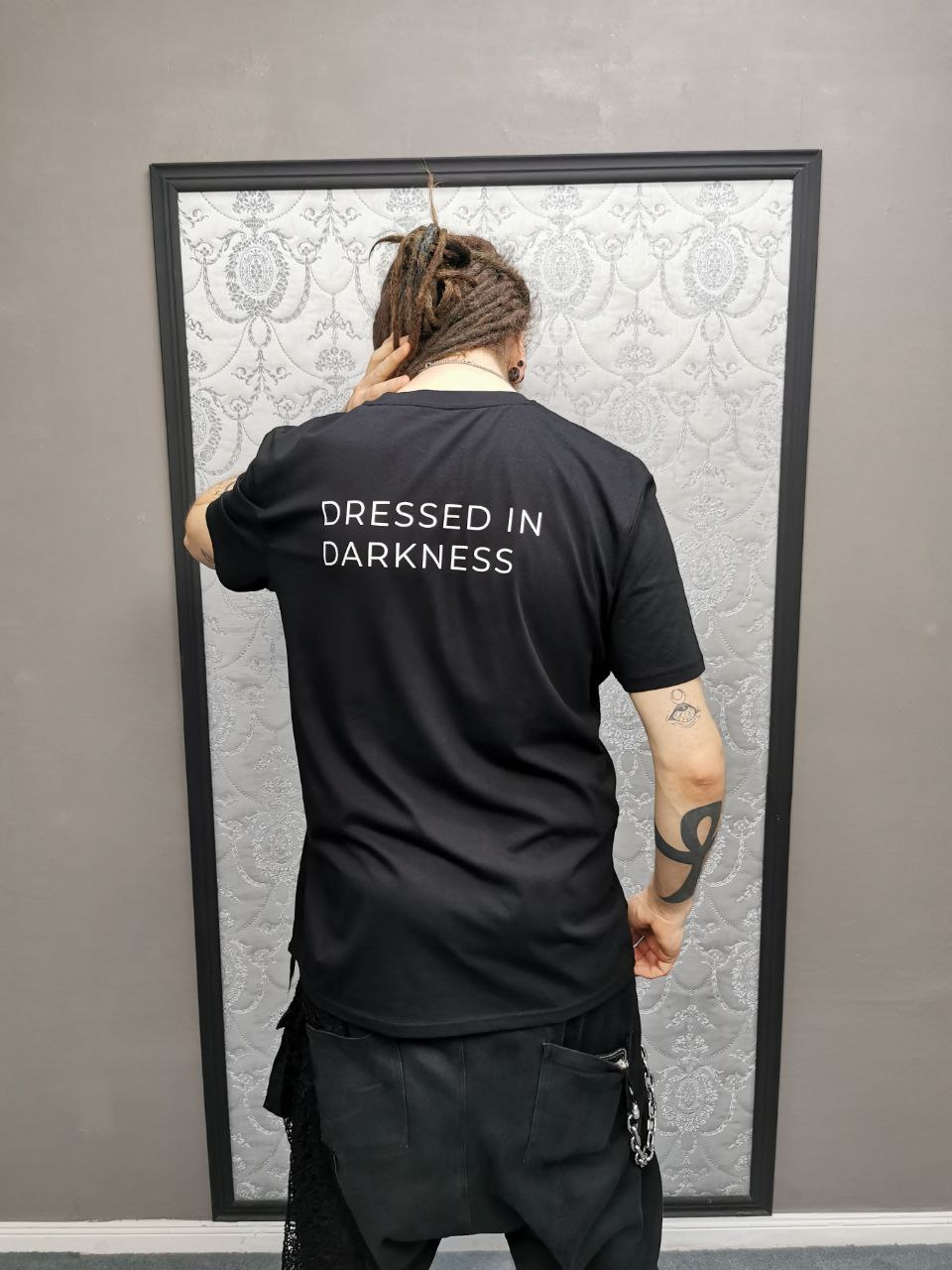 Nyctophilia T-Shirt – Bild 9