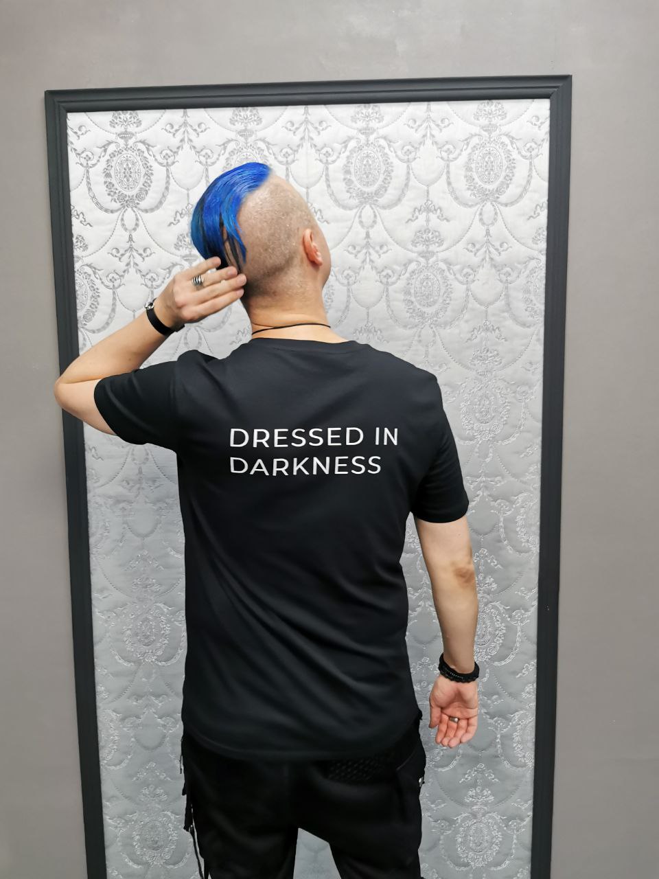 Nyctophilia T-Shirt – Bild 7