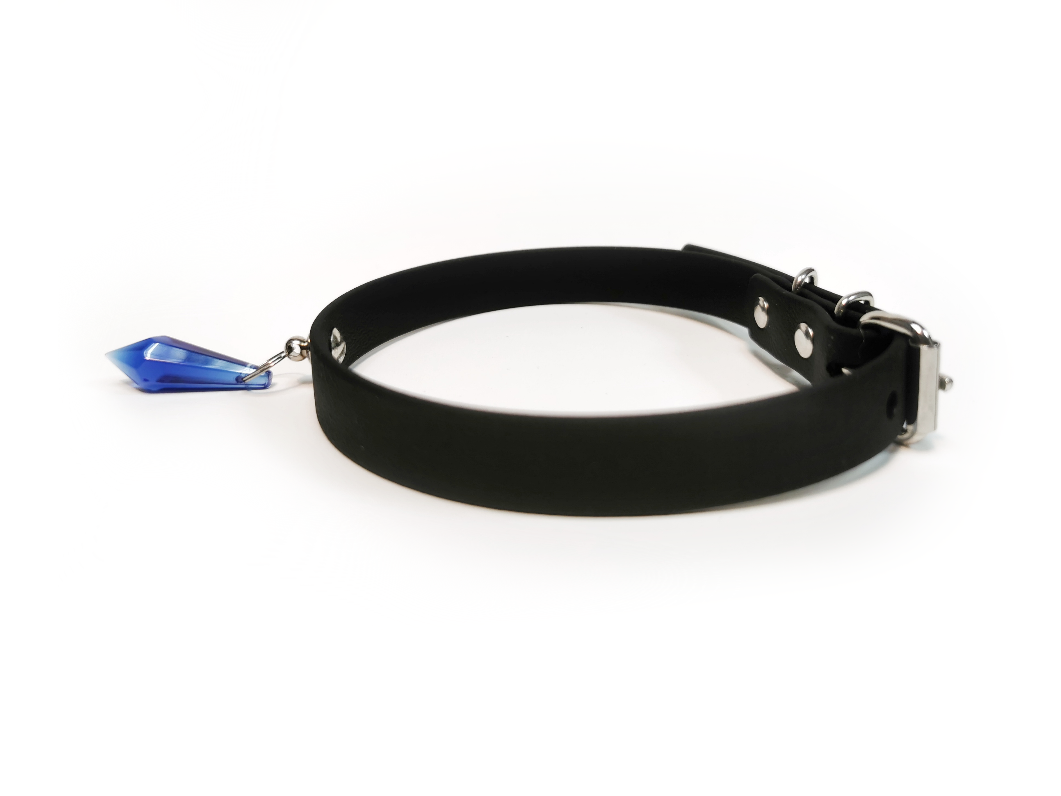Sacred Sins Choker mit blauem Kristall als Anhänger – Bild 2