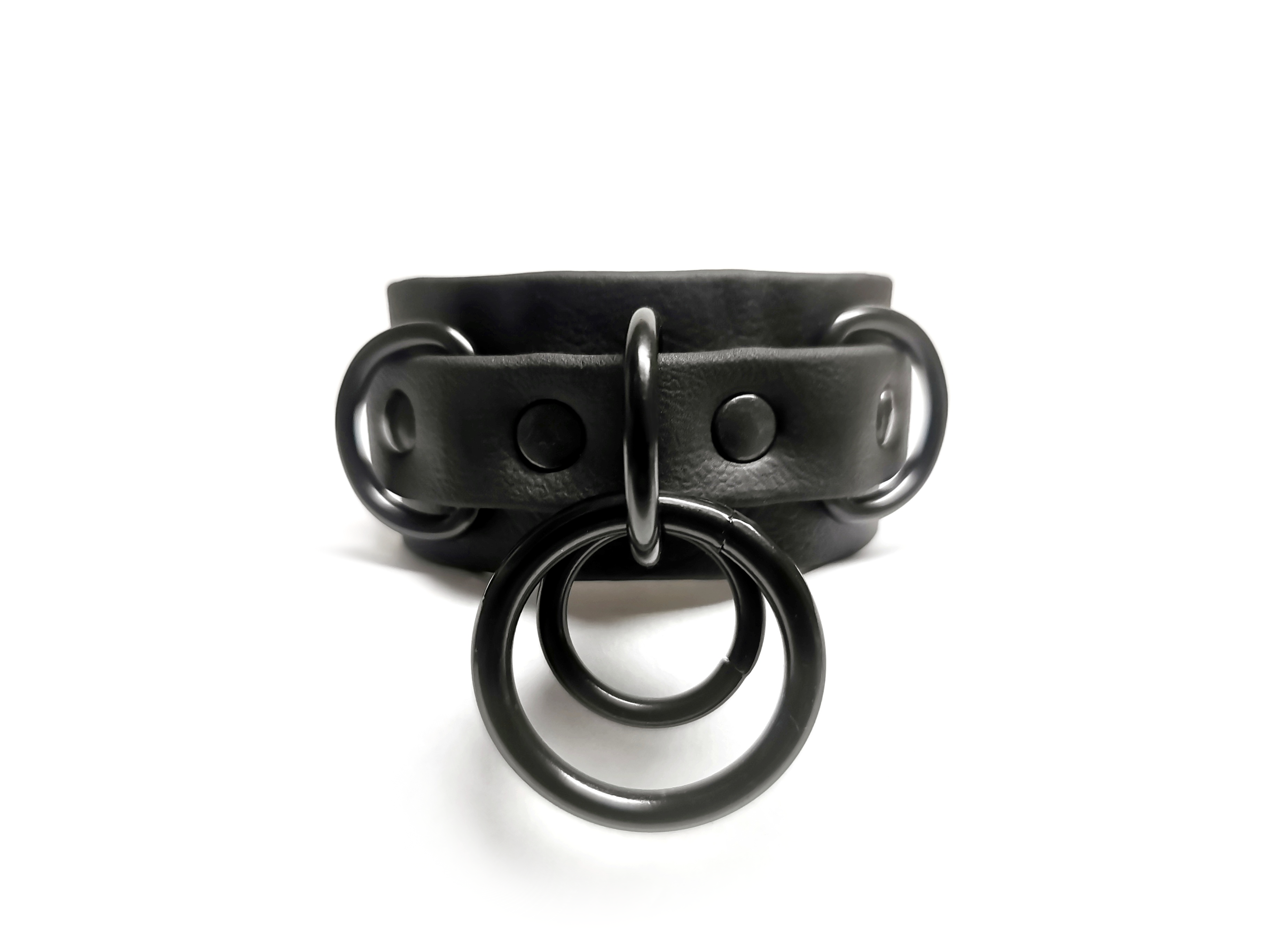 Sacred Sins All Black Everything Oriax Armband