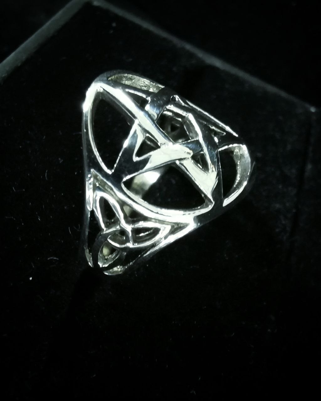 Ring Triskele Occultus