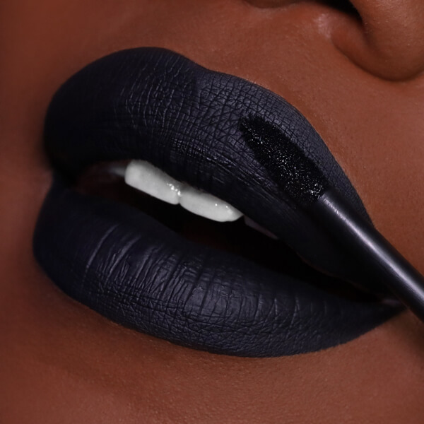 Ever Liquid Lipstick Parker Night Black – Bild 2