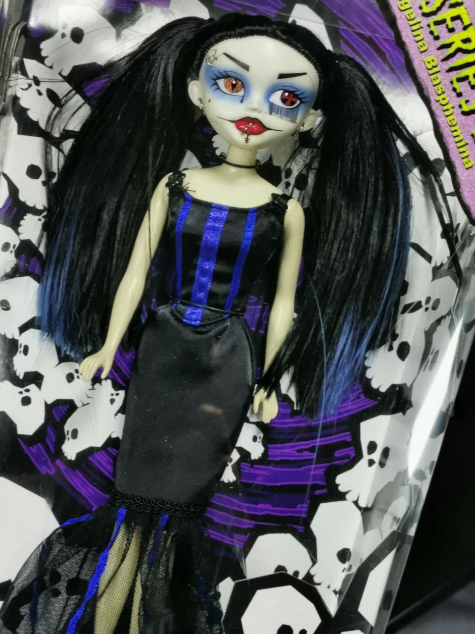 Bleeding Edge Goths Series II Angelina Blasphemia – Bild 2