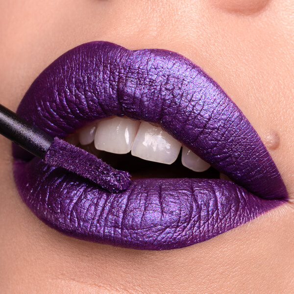 Ever Liquid Lipstick Loki Purple Metallic – Bild 2