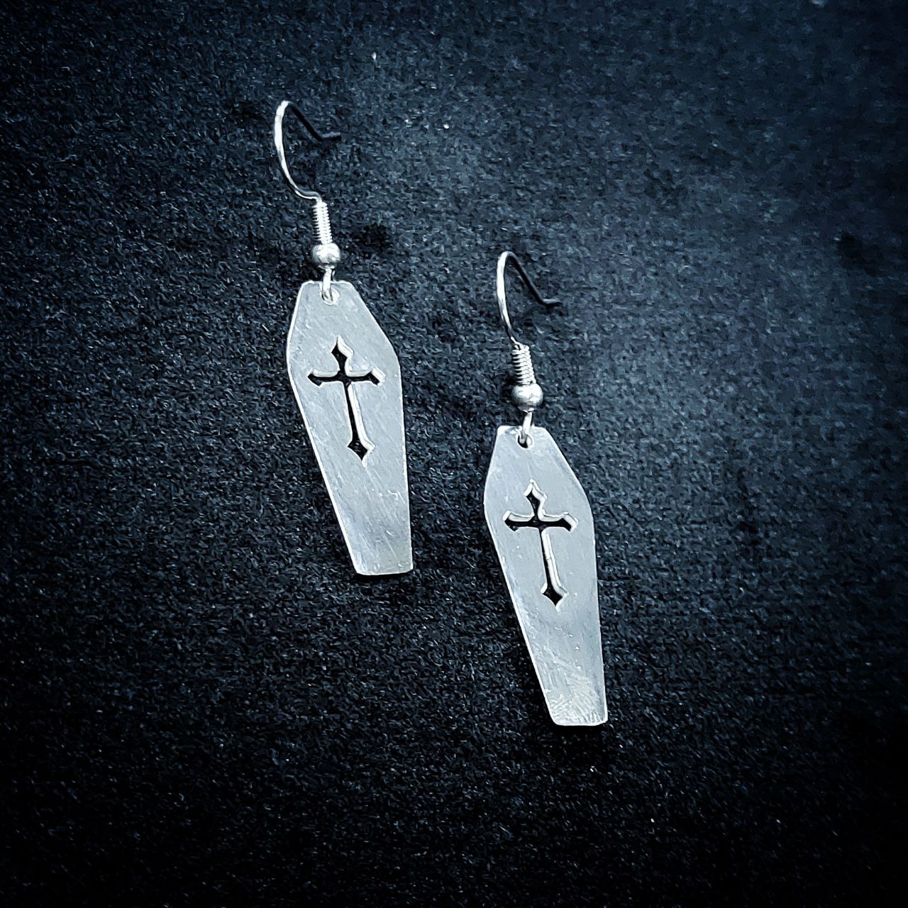 Easure Coffin Earrings (Paar)
