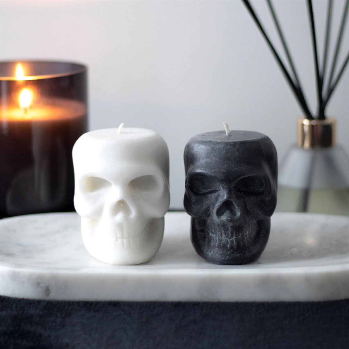 Spirit of Equinox Opium or White Sage Skull Candle (2 Sorten)
