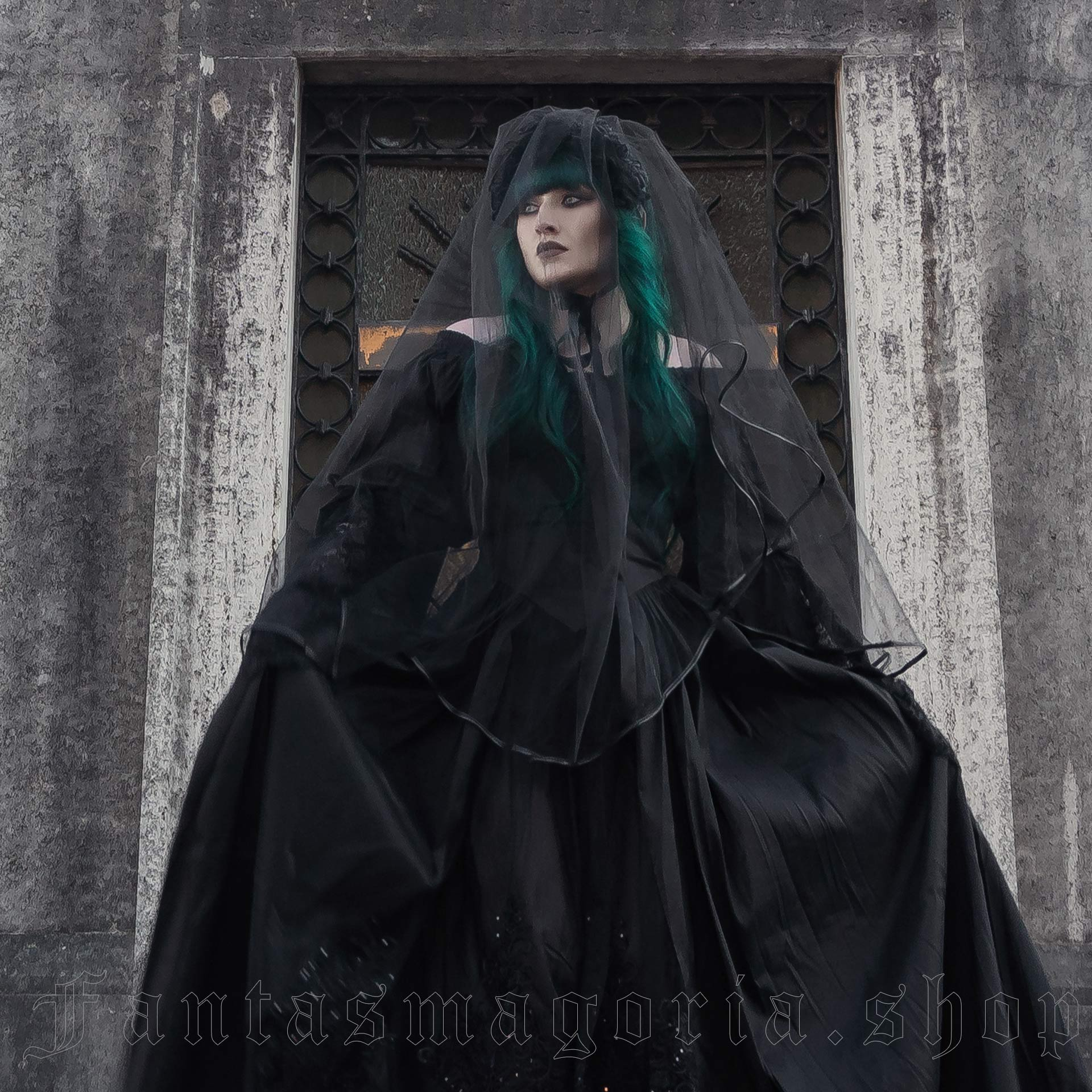 Black Mourning Veil - Image 2