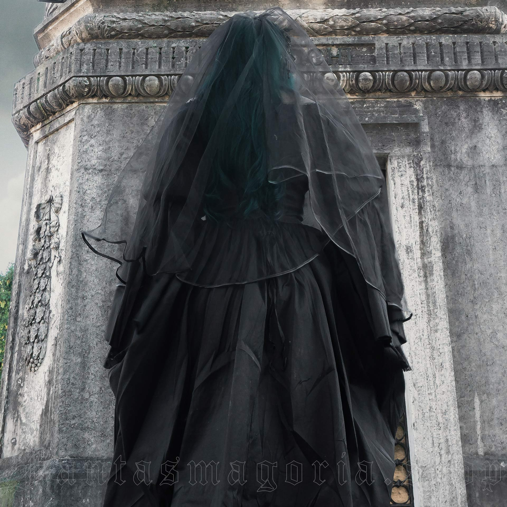 Black Mourning Veil - Image 3