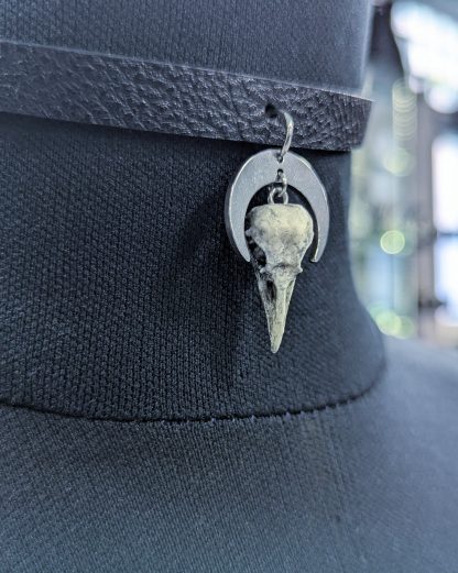 Mystery Creation Choker Raven Moon weiß - Image 2
