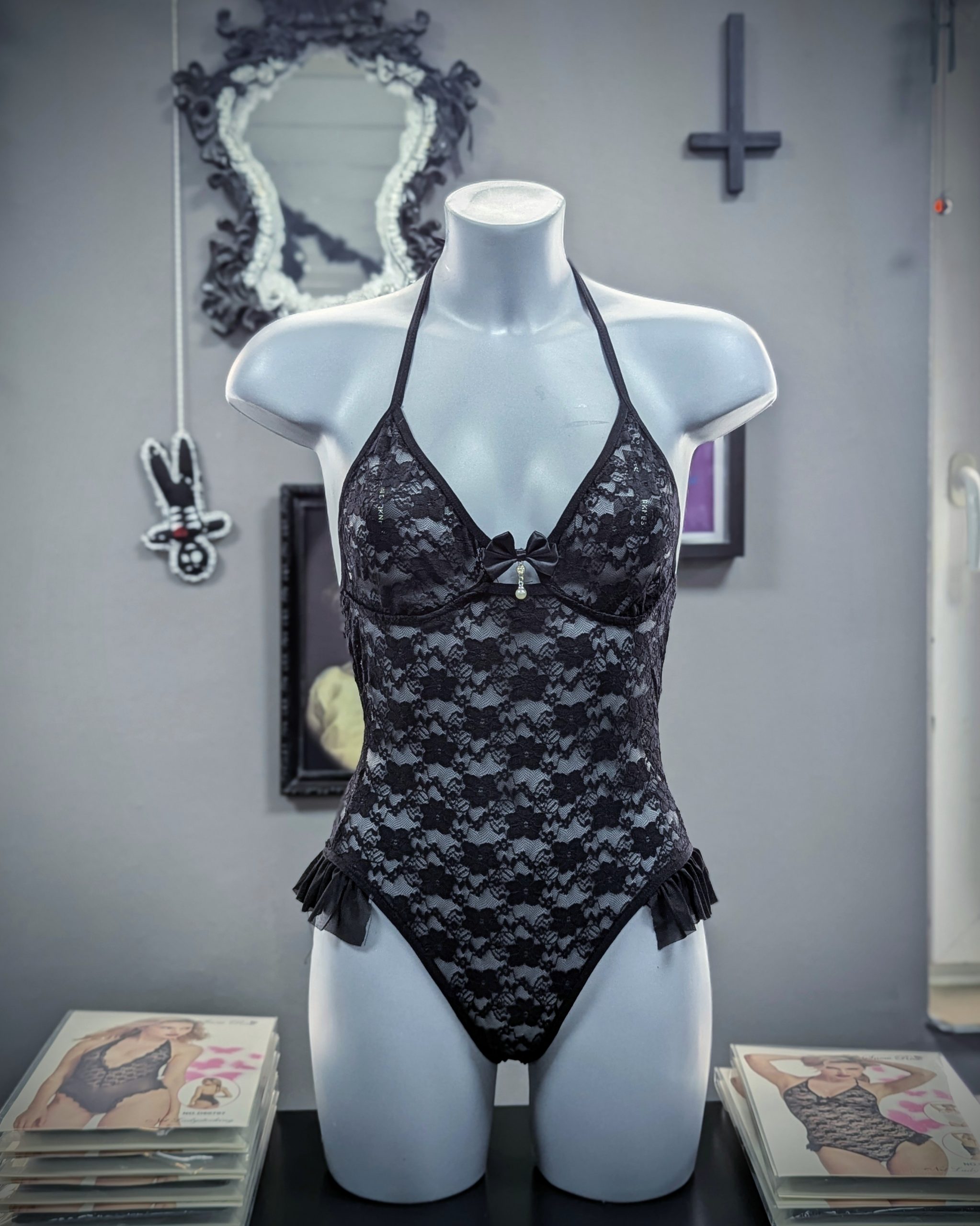 Schwarzer Body suit spitze gothic