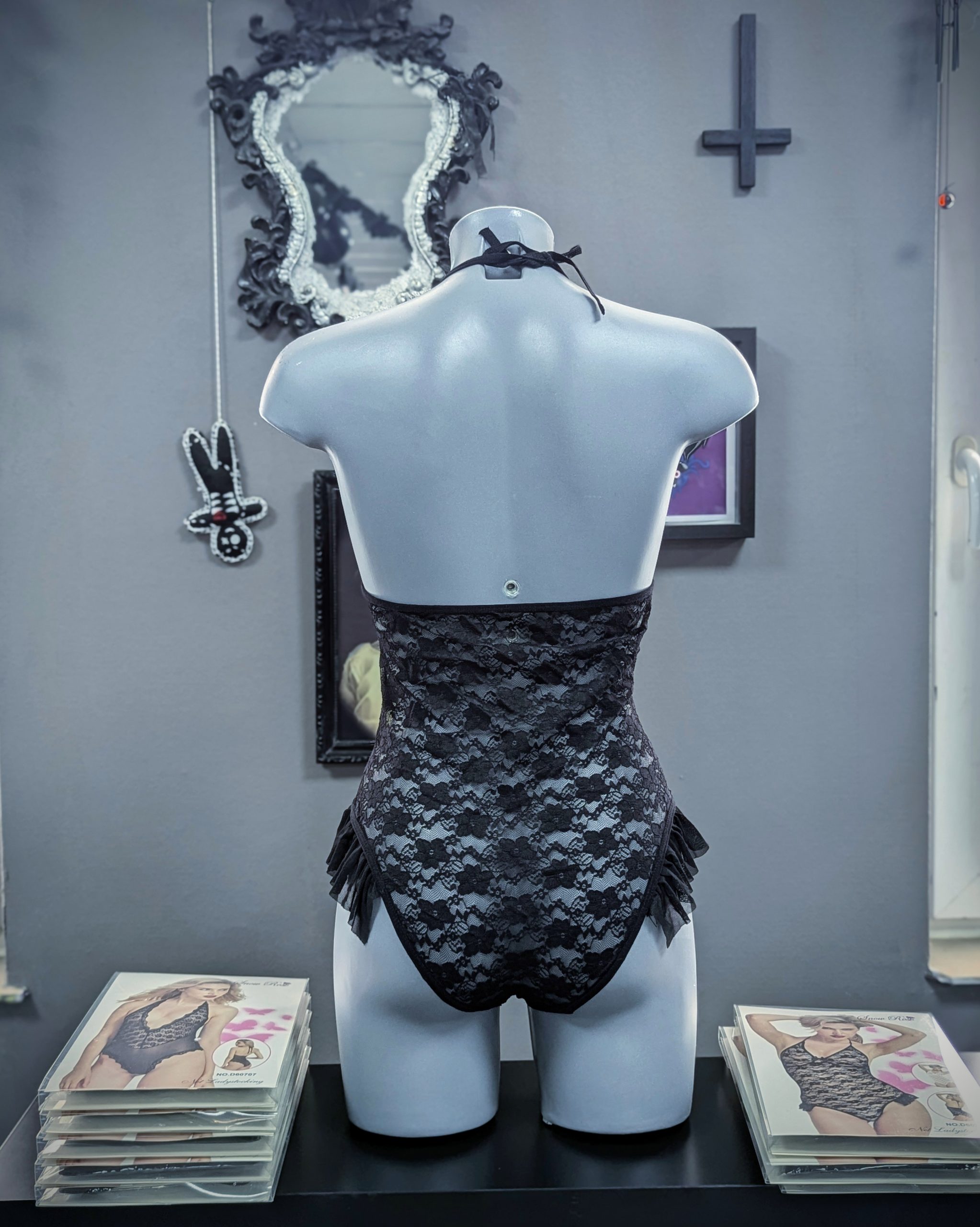 Schwarzer Body suit spitze gothic