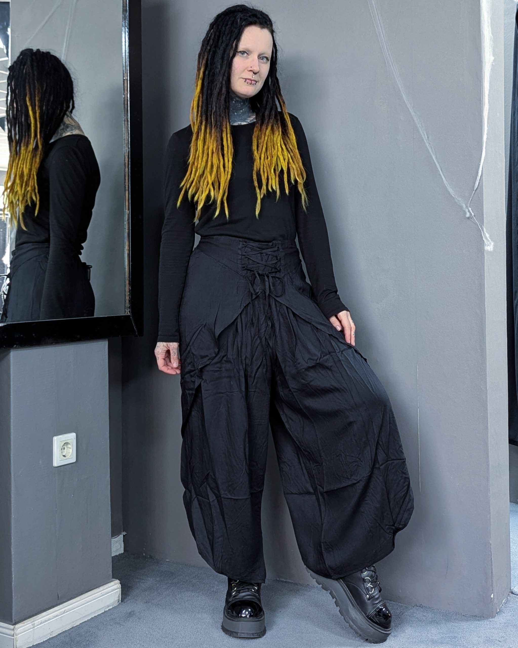Nergal Mesh Pants