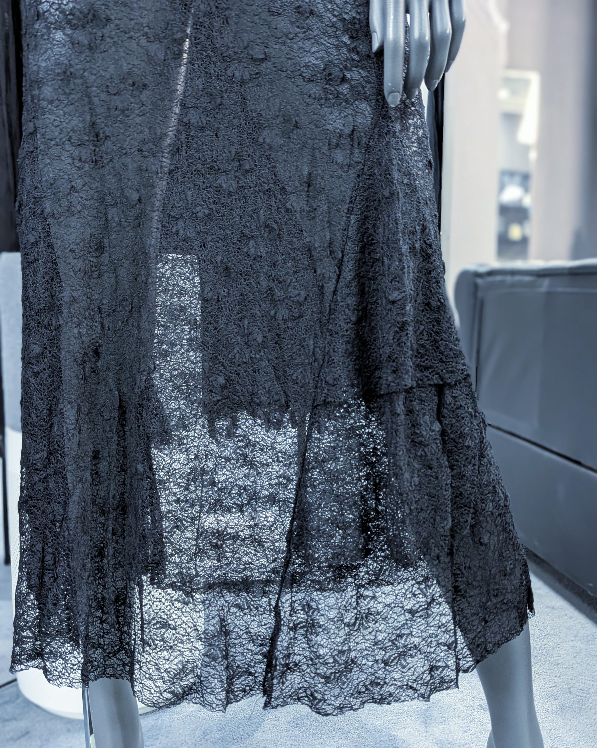 Aphrodite Ruffle Lace Dress - Image 4