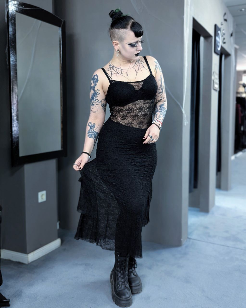 Aphrodite Ruffle Lace Dress - Image 2