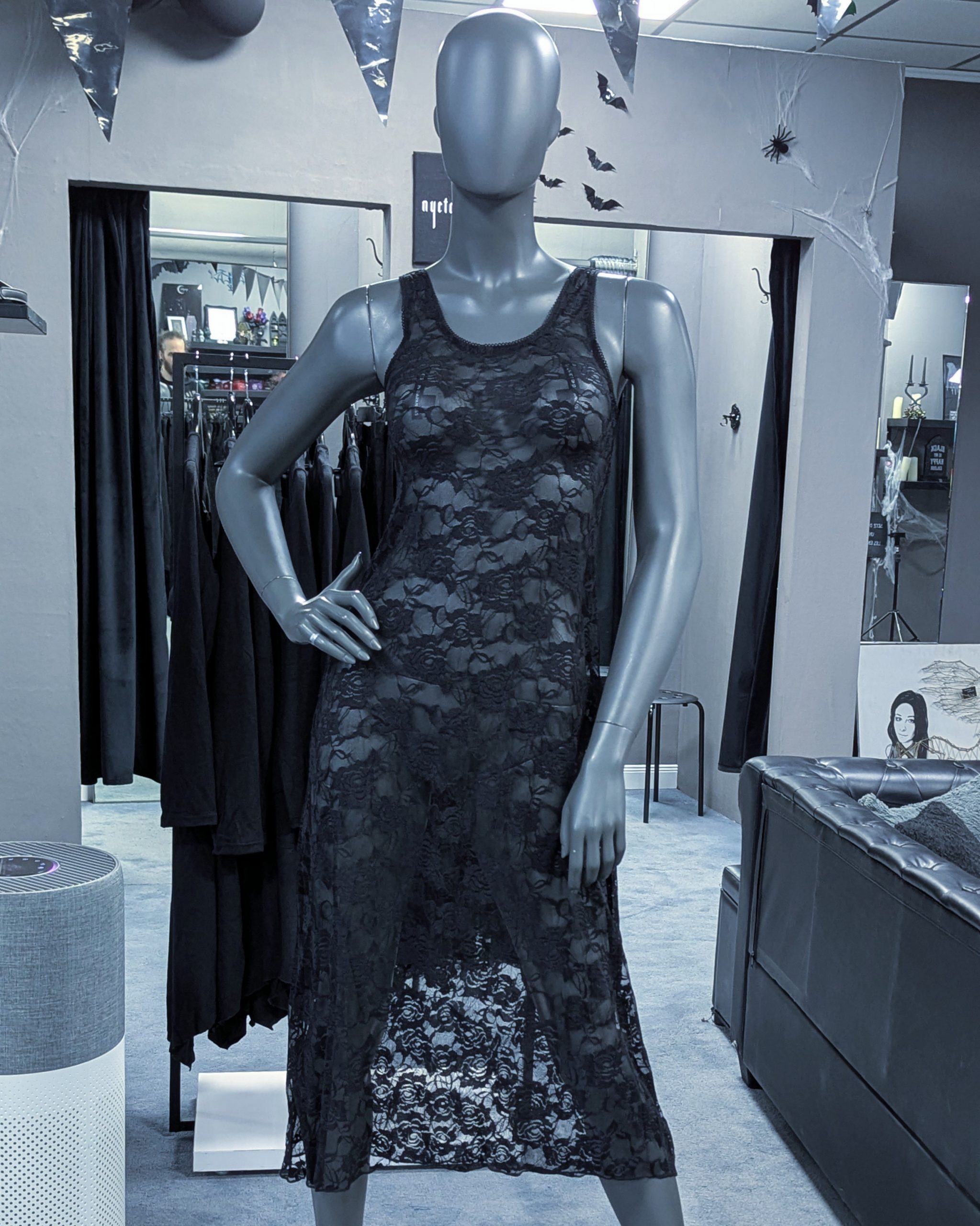 Hestia Floral Lace Dress - Image 3