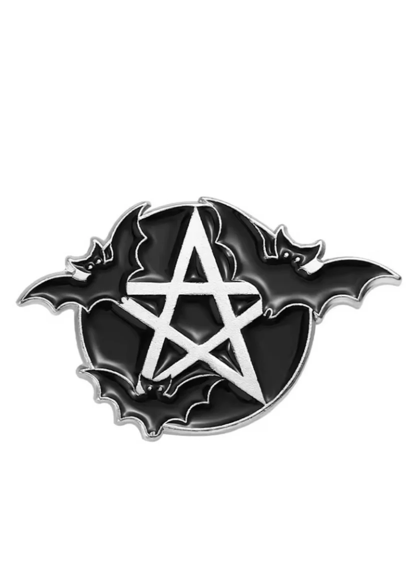 Easure Bat Pentagram Pin