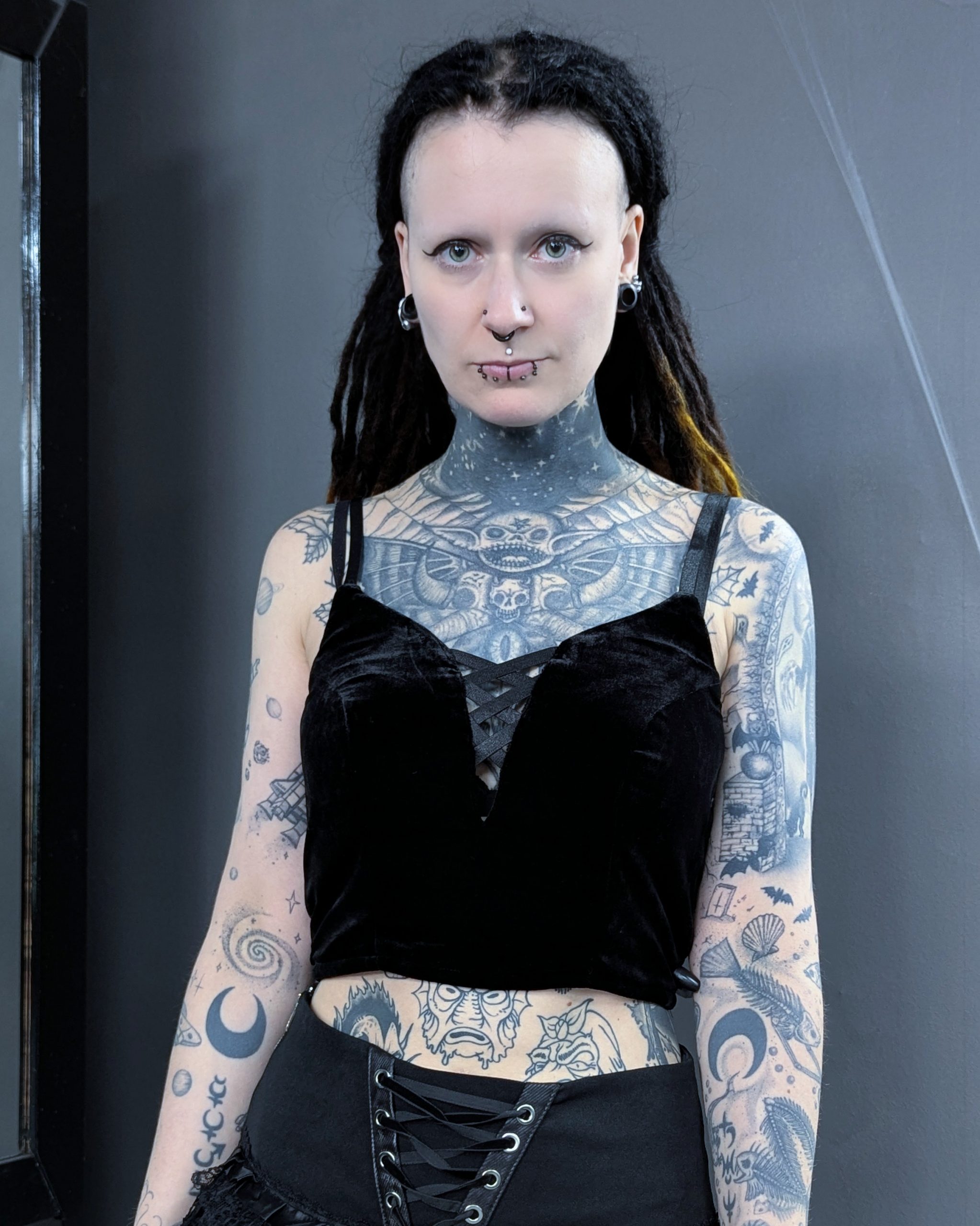 Collectif Xia Velvet Top – Bild 2