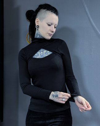 Cara Crossed Longsleeve