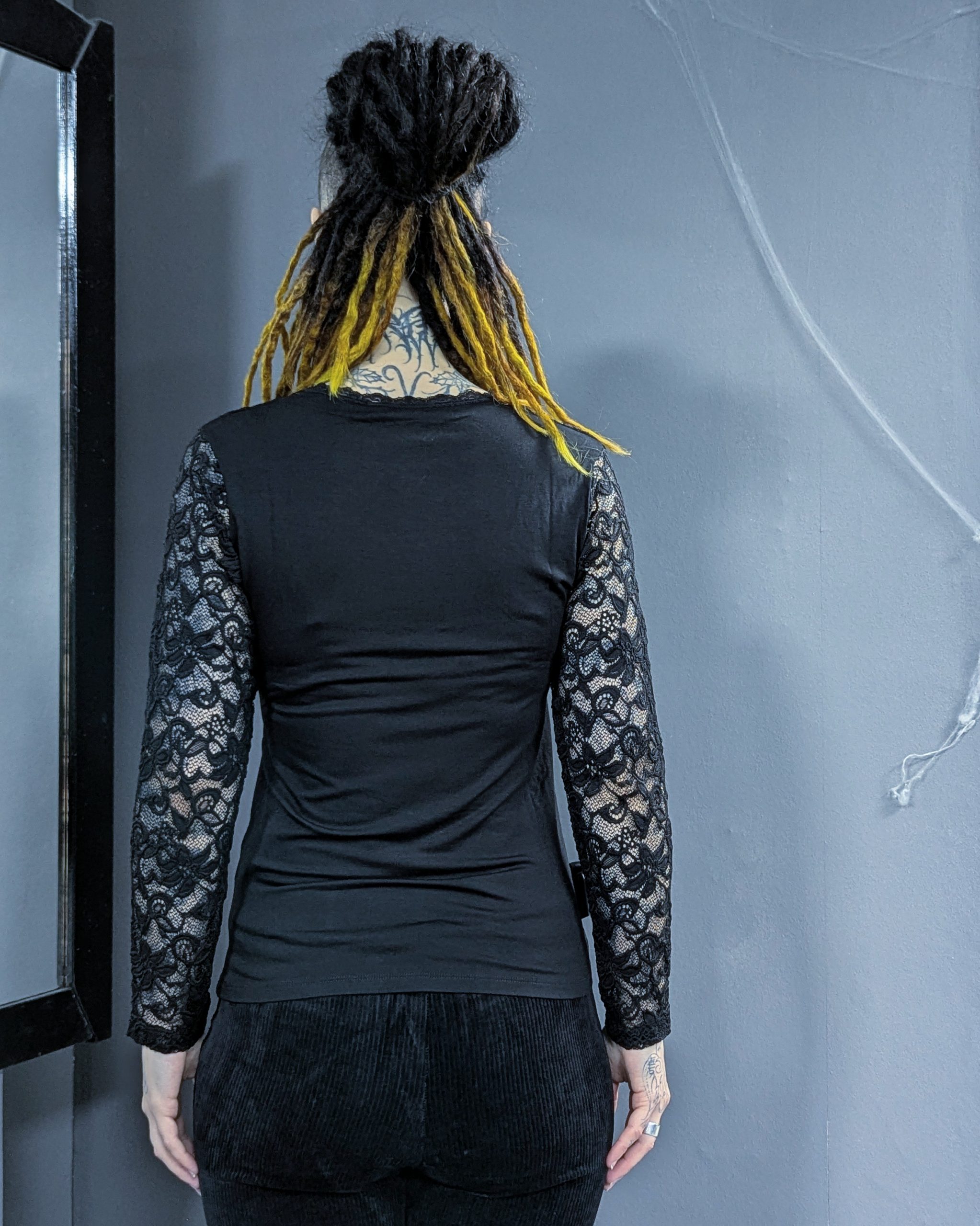 Emilia Lace Longsleeve - Image 2