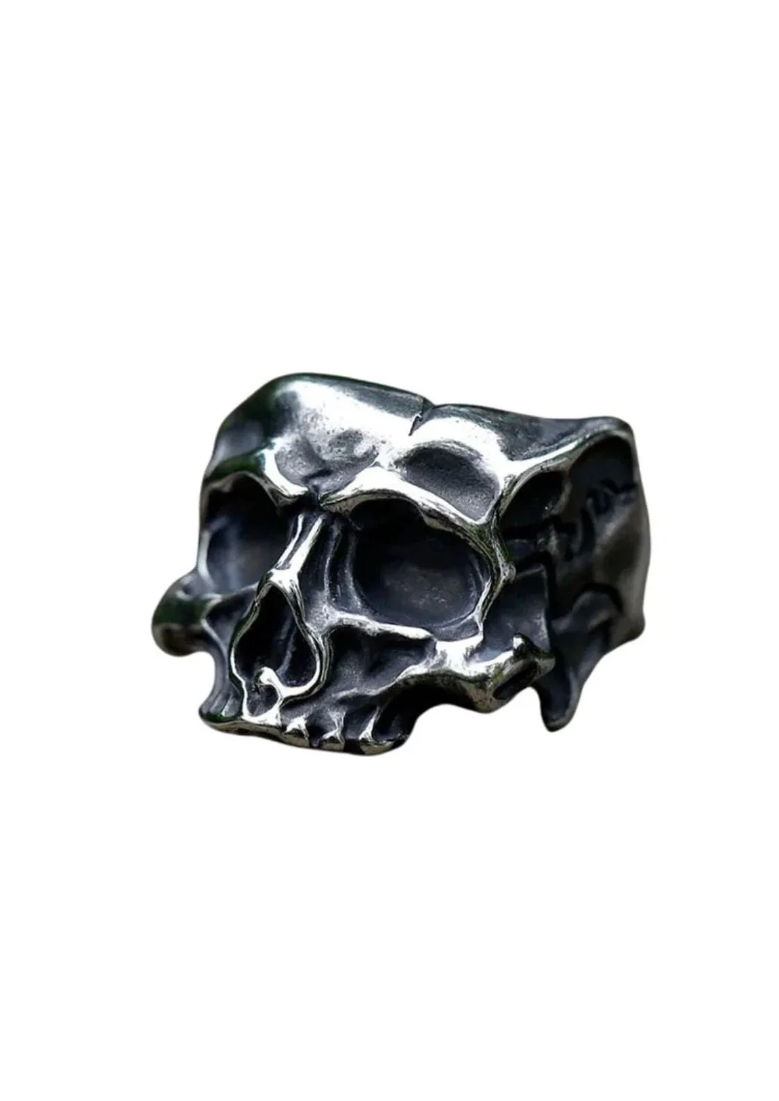 Easure Half Skull Ring