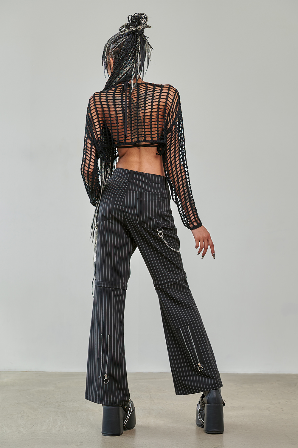 Banned Shadow Grid Jumper – Bild 2