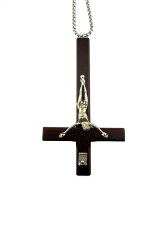 Easure Antichrist Bloodred Halskette